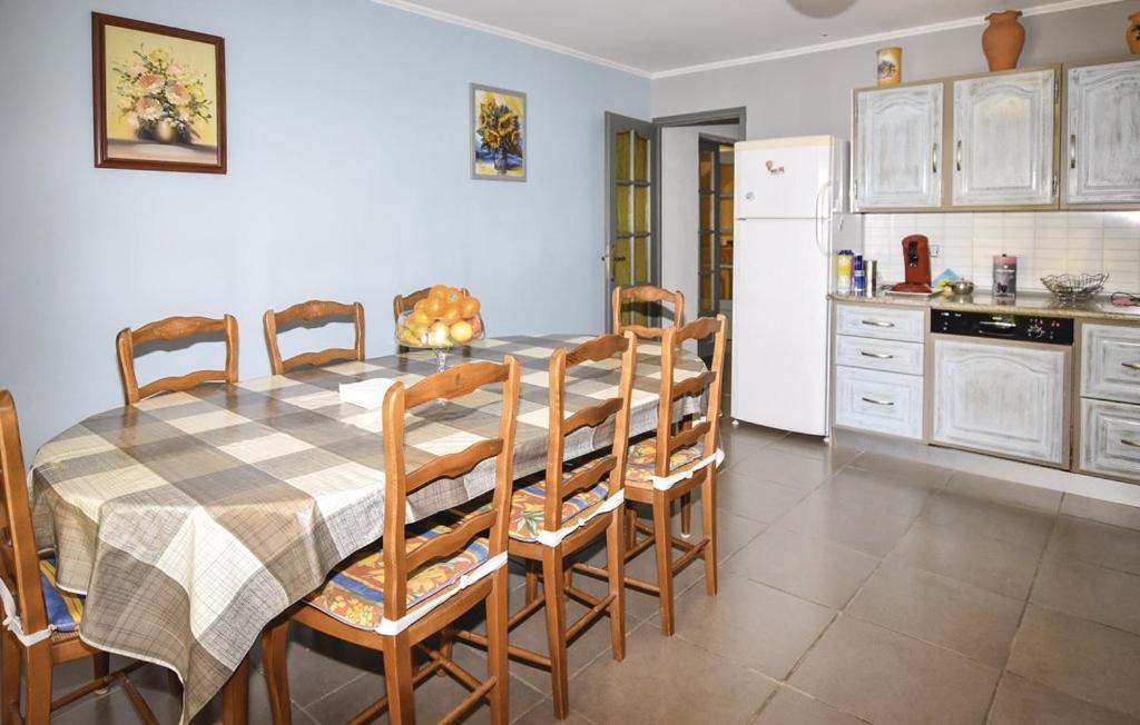 Charmante Maison Climatisee Vedene - Avignon Avec Piscine Екстериор снимка